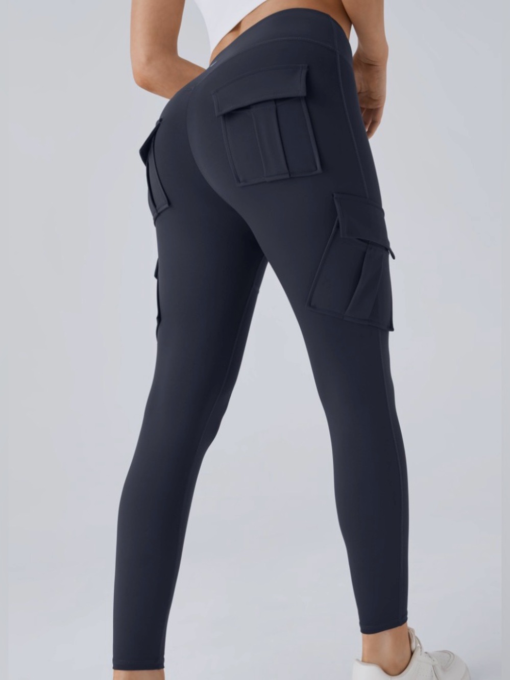 Black Cargo Leggings for Women - Sleek Pocketed Active Leggings